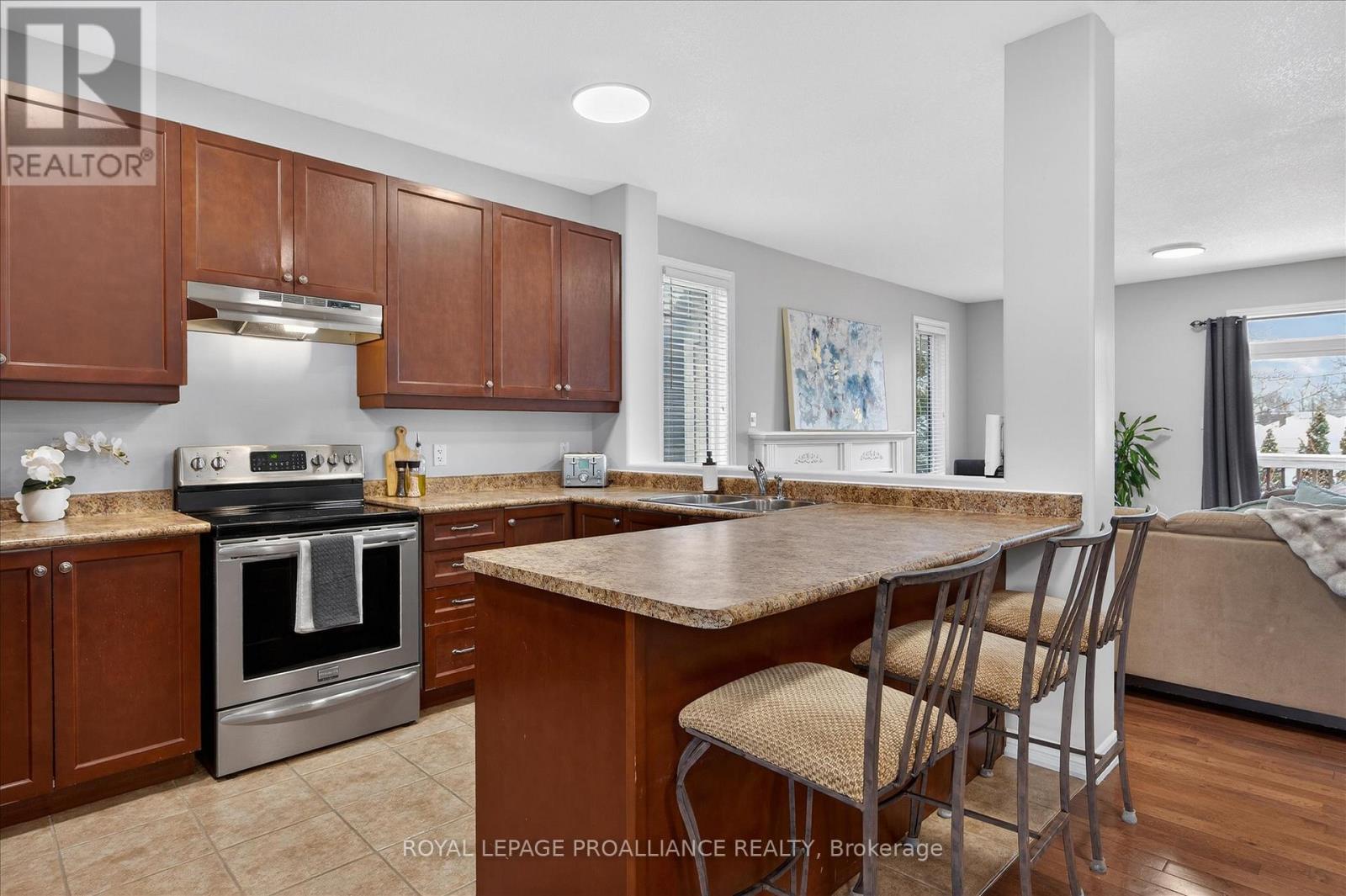 18 - 50 Lockside Drive, Peterborough, Ontario  K9J 8T1 - Photo 11 - X12909898