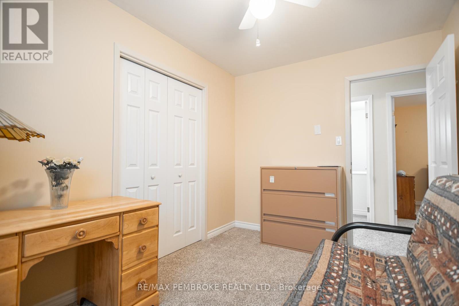 29 Lisa Crescent, Petawawa, Ontario  K8H 2Z8 - Photo 16 - X12907976