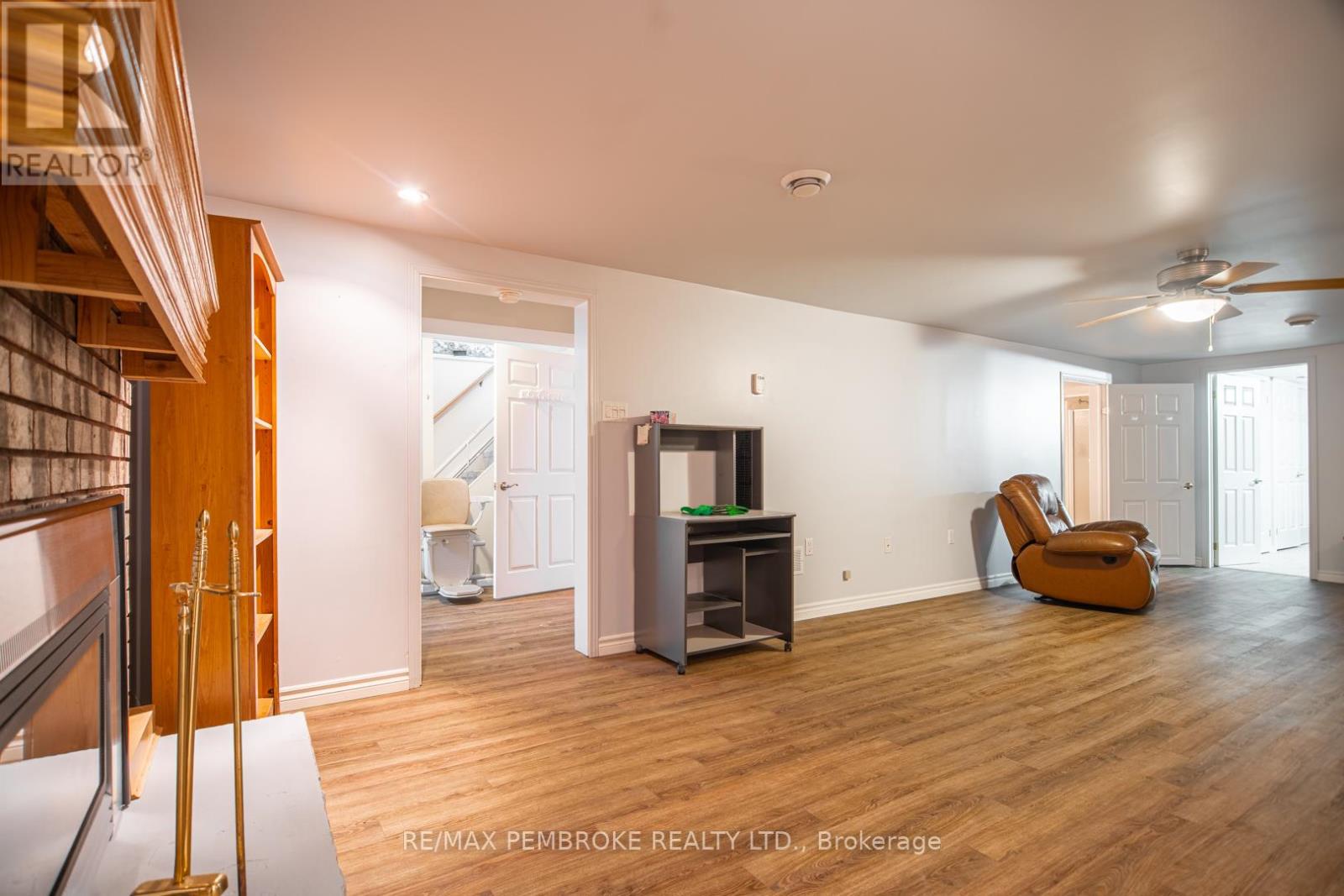 29 Lisa Crescent, Petawawa, Ontario  K8H 2Z8 - Photo 20 - X12907976