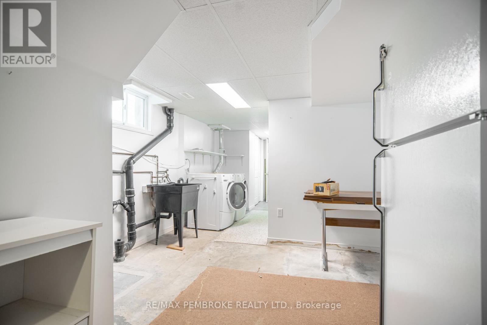 29 Lisa Crescent, Petawawa, Ontario  K8H 2Z8 - Photo 29 - X12907976