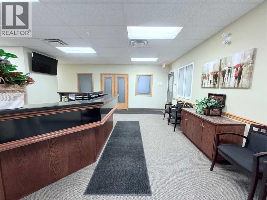 200, 9805 97 Street, Grande Prairie, Alberta  T8V 8B9 - Photo 8 - A2209450