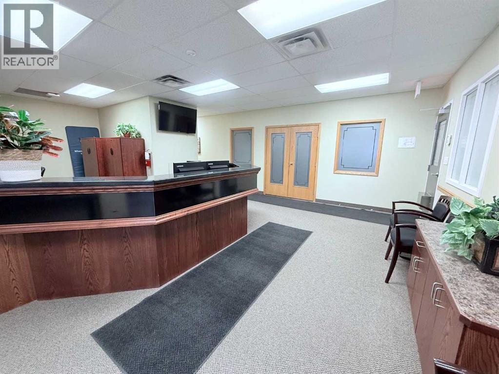 200, 9805 97 Street, Grande Prairie, Alberta  T8V 8B9 - Photo 9 - A2209450