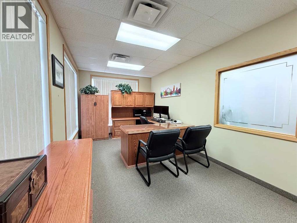 200, 9805 97 Street, Grande Prairie, Alberta  T8V 8B9 - Photo 34 - A2209450