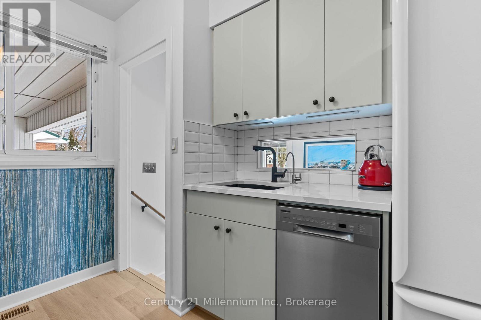 670 5th A Avenue W, Owen Sound, Ontario  N4K 5C9 - Photo 21 - X12909602