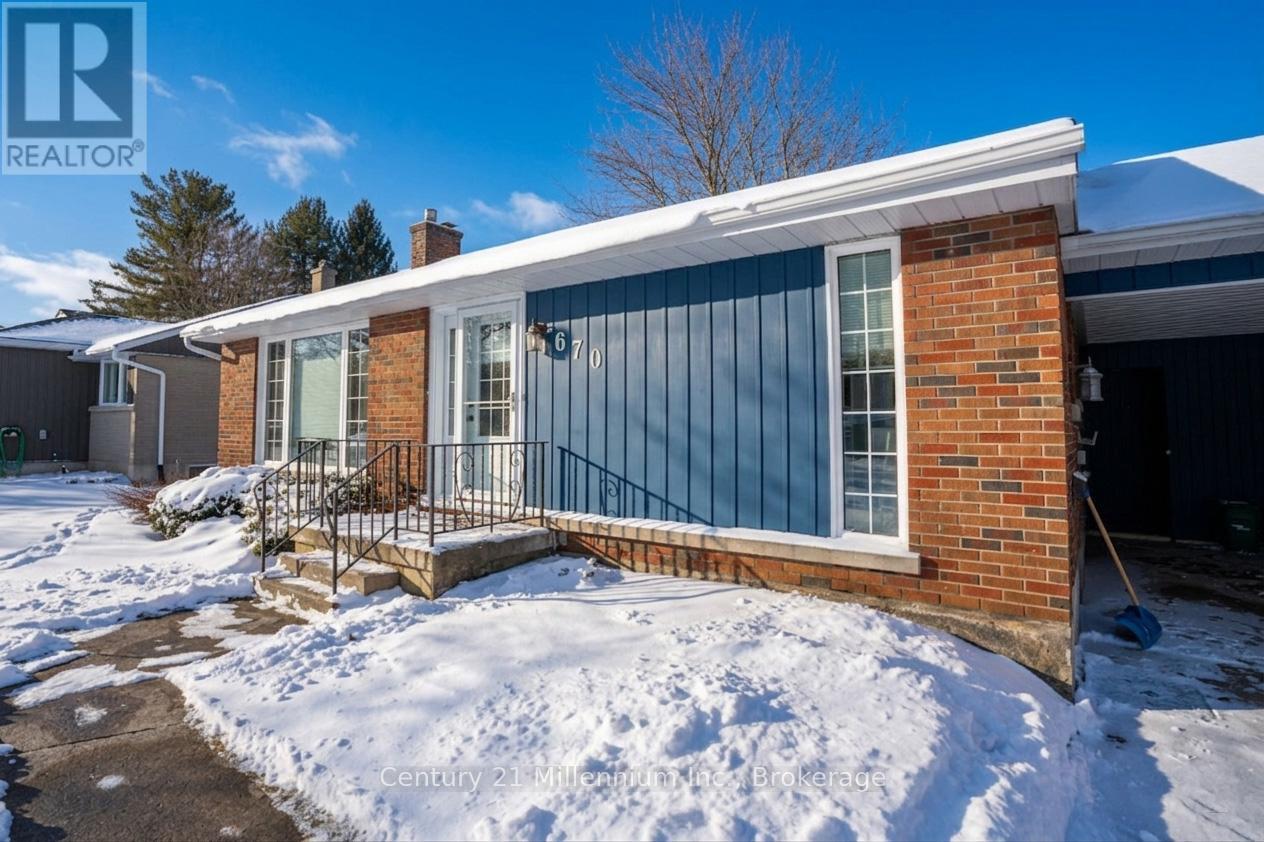 670 5th A Avenue W, Owen Sound, Ontario  N4K 5C9 - Photo 3 - X12909602