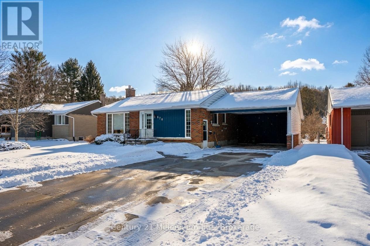 670 5th A Avenue W, Owen Sound, Ontario  N4K 5C9 - Photo 4 - X12909602