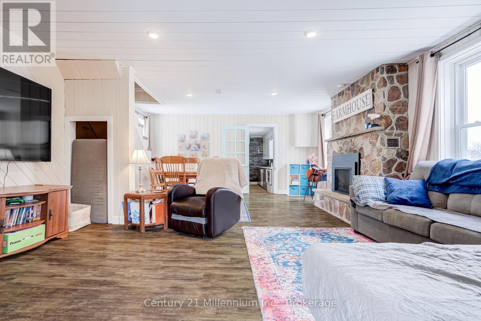 441090 Elm Street, Georgian Bluffs, Ontario  N0H 2T0 - Photo 5 - X12909624