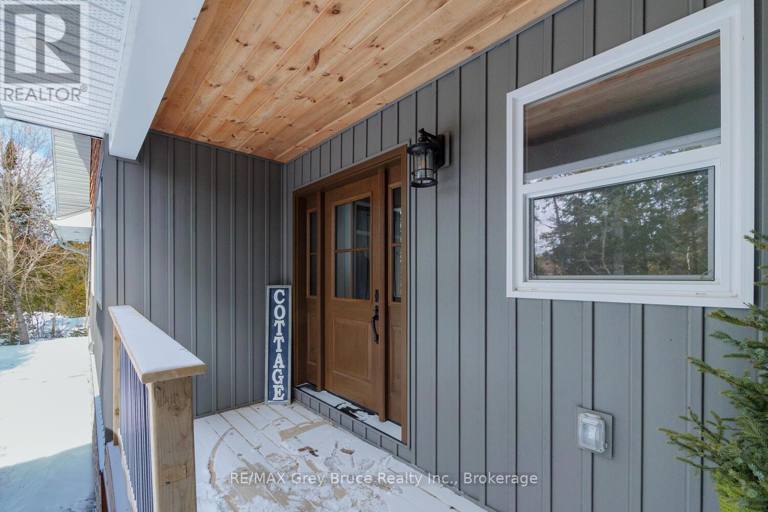 87 Silverside Point Road, Northern Bruce Peninsula, Ontario  N0H 1Z0 - Photo 10 - X12909640