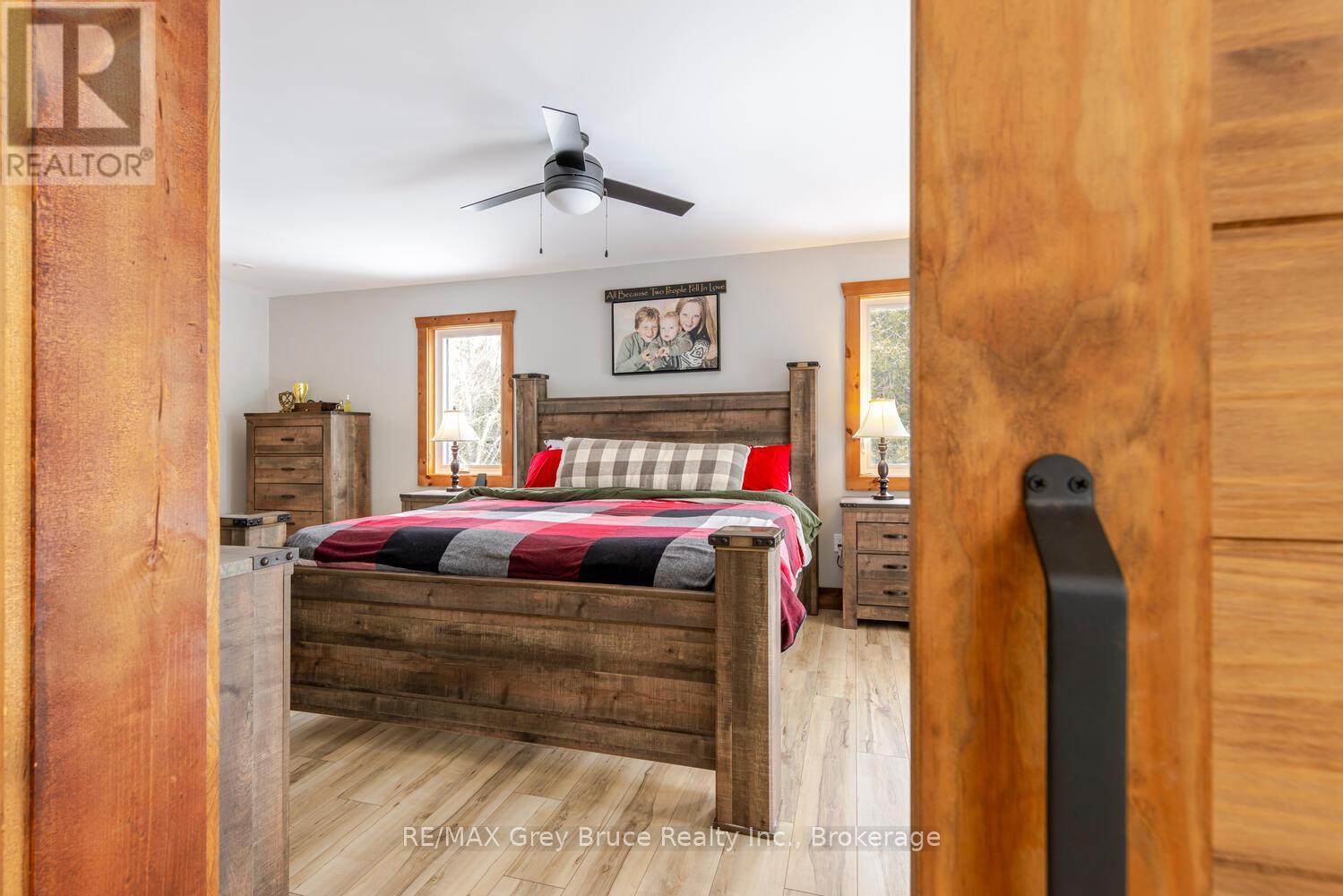 87 Silverside Point Road, Northern Bruce Peninsula, Ontario  N0H 1Z0 - Photo 27 - X12909640