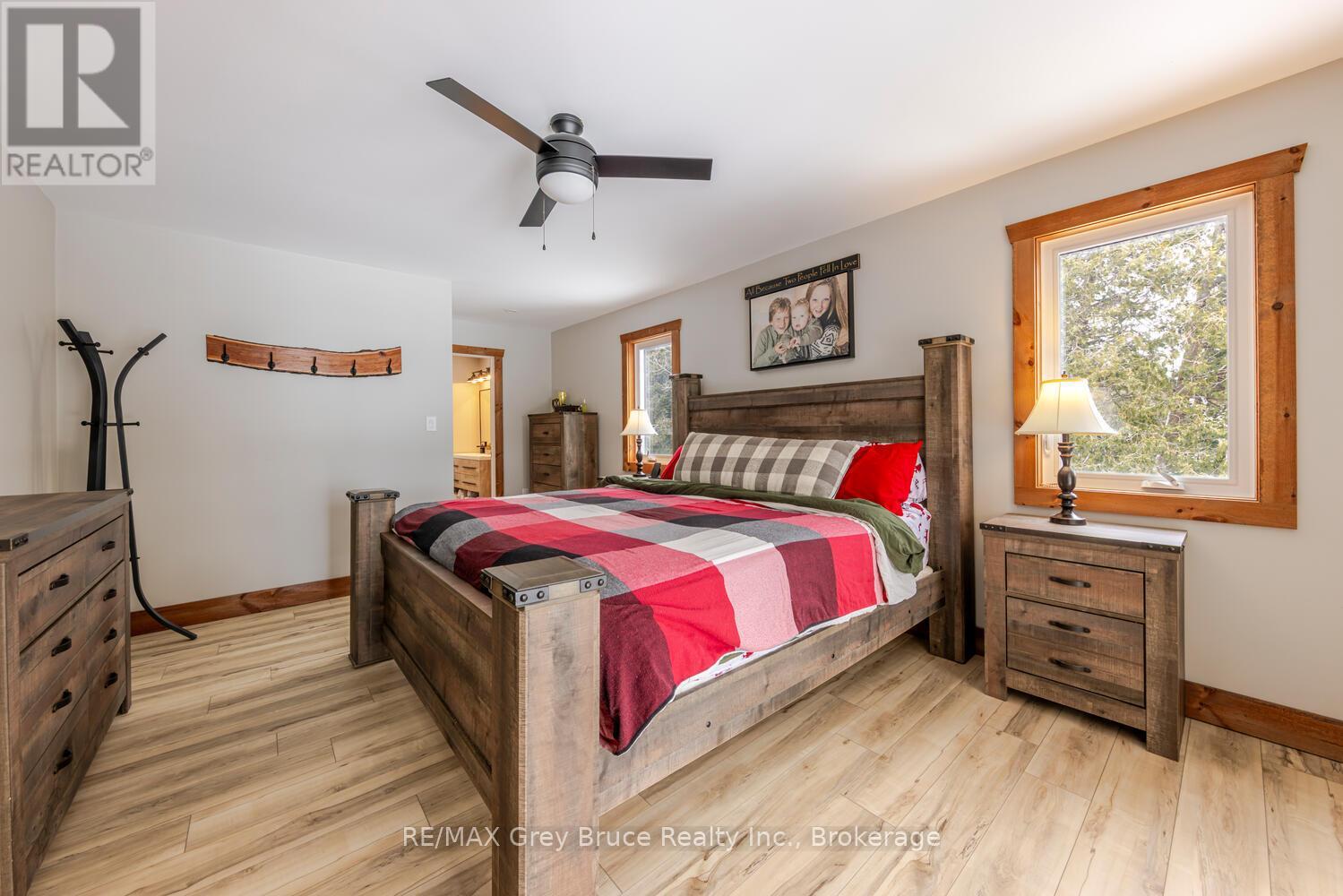 87 Silverside Point Road, Northern Bruce Peninsula, Ontario  N0H 1Z0 - Photo 28 - X12909640