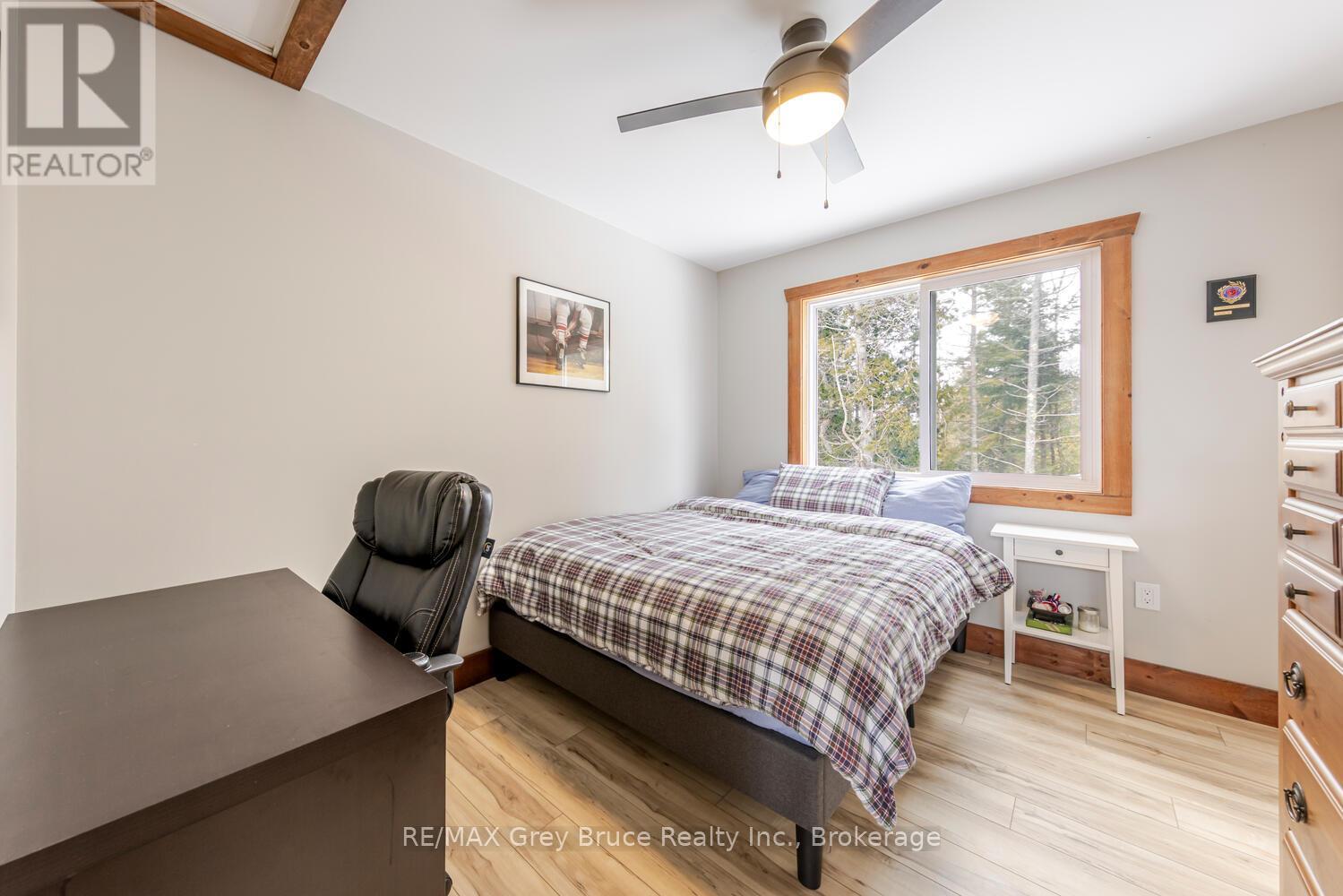 87 Silverside Point Road, Northern Bruce Peninsula, Ontario  N0H 1Z0 - Photo 33 - X12909640