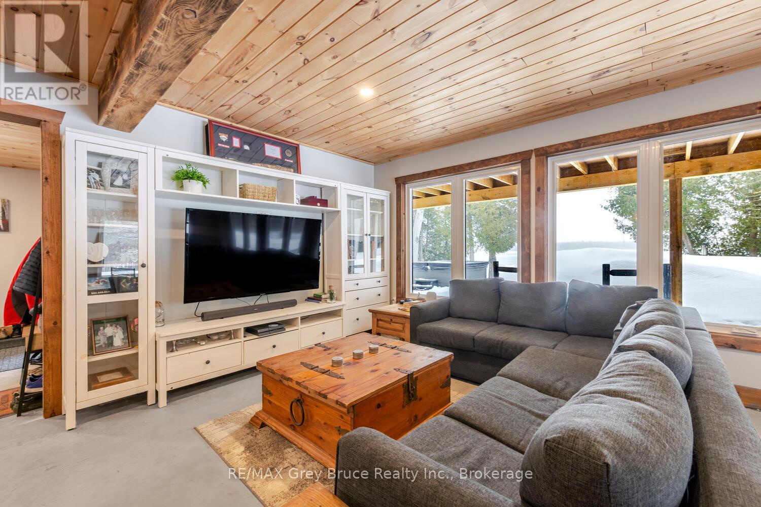 87 Silverside Point Road, Northern Bruce Peninsula, Ontario  N0H 1Z0 - Photo 39 - X12909640