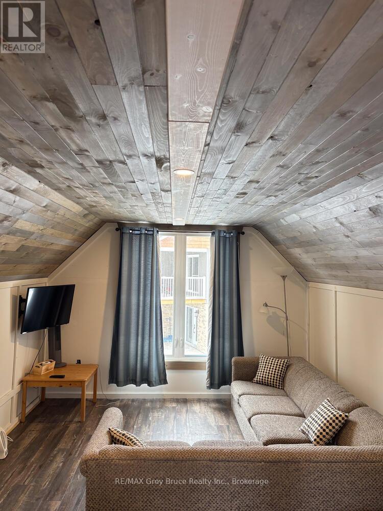 87 Silverside Point Road, Northern Bruce Peninsula, Ontario  N0H 1Z0 - Photo 50 - X12909640