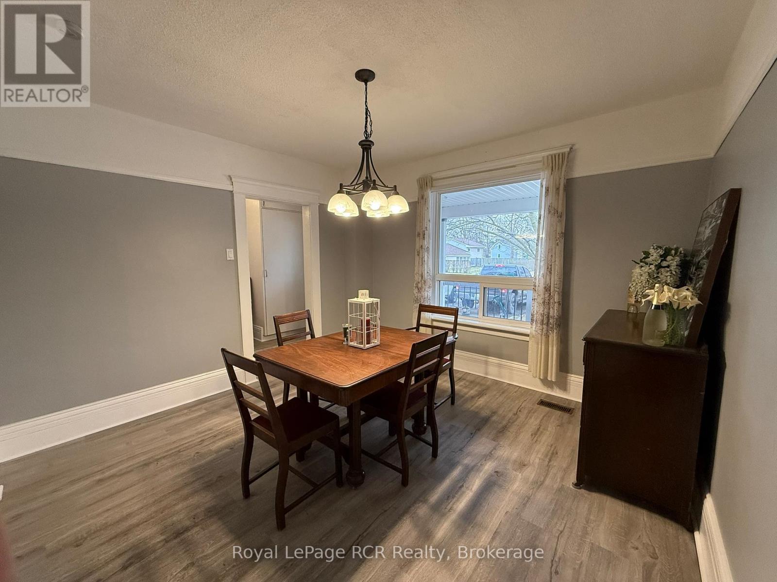 512 18th Street E, Owen Sound, Ontario  N4K 2A7 - Photo 9 - X12909654