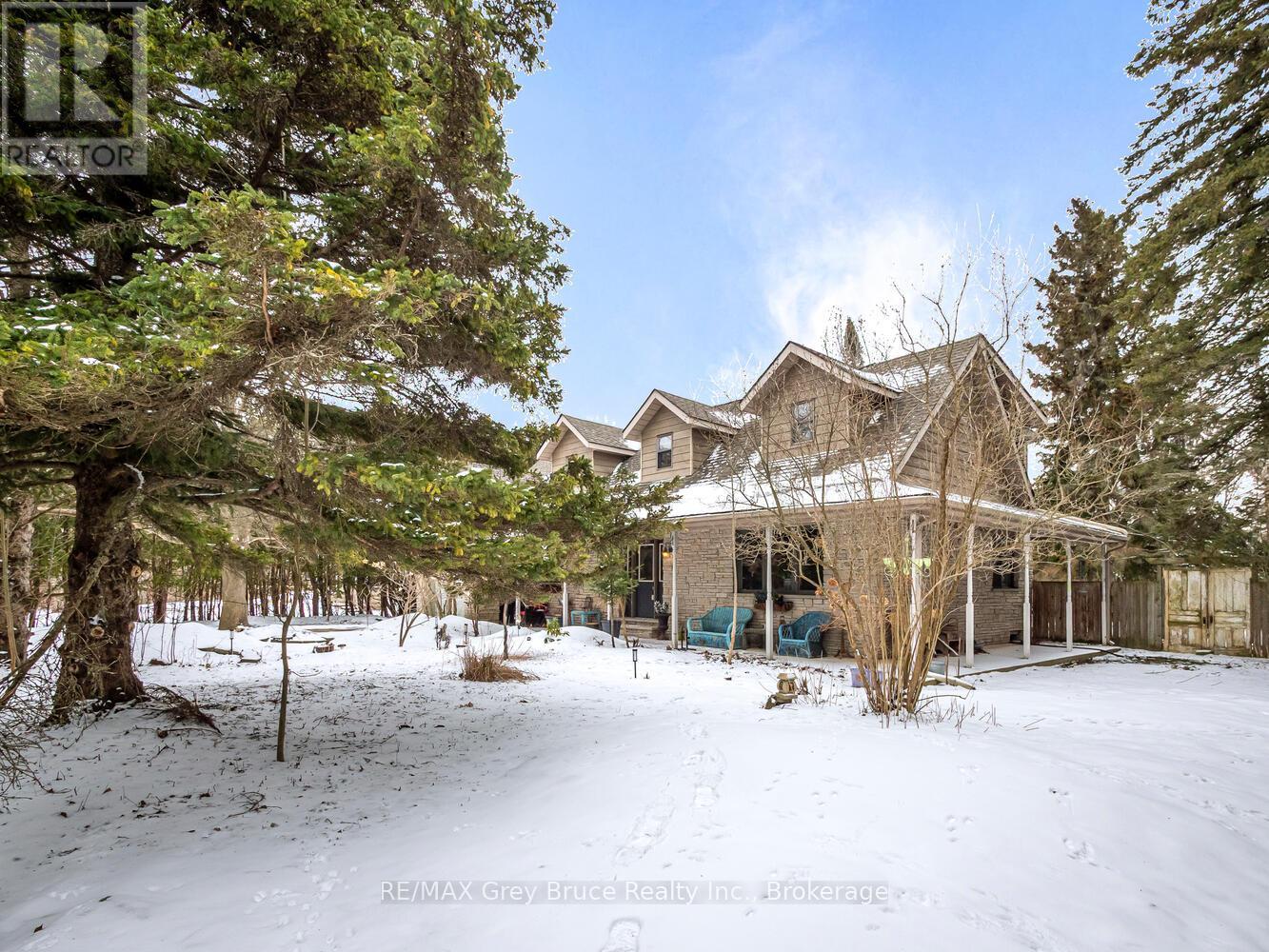 6 Kirkland Place, South Bruce Peninsula, Ontario  N0H 2G0 - Photo 2 - X12909674