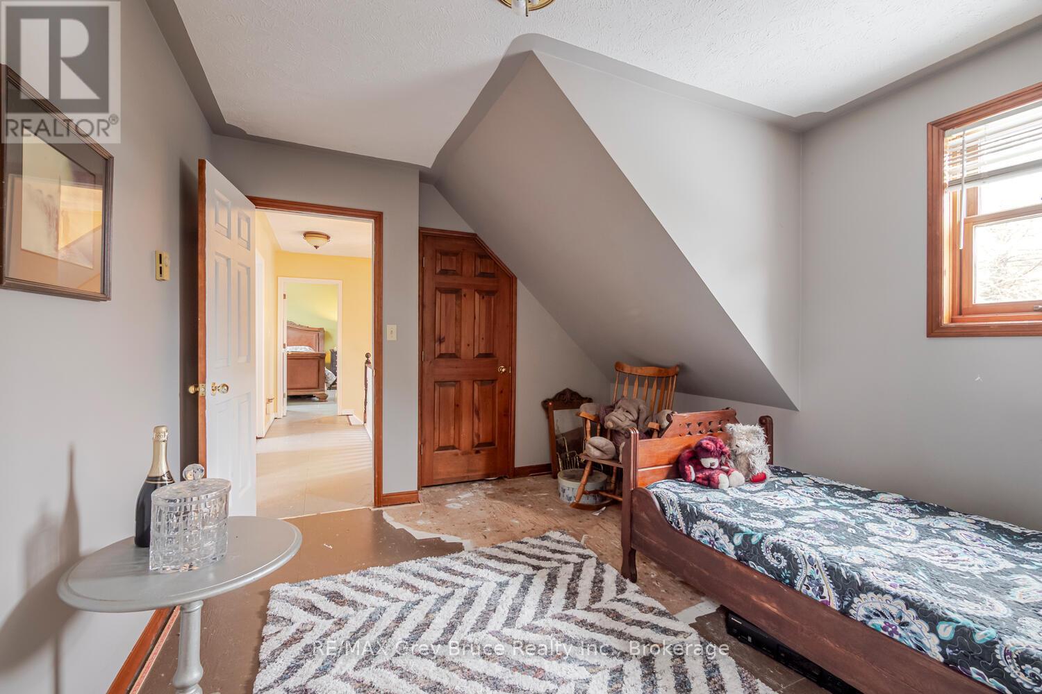 6 Kirkland Place, South Bruce Peninsula, Ontario  N0H 2G0 - Photo 28 - X12909674