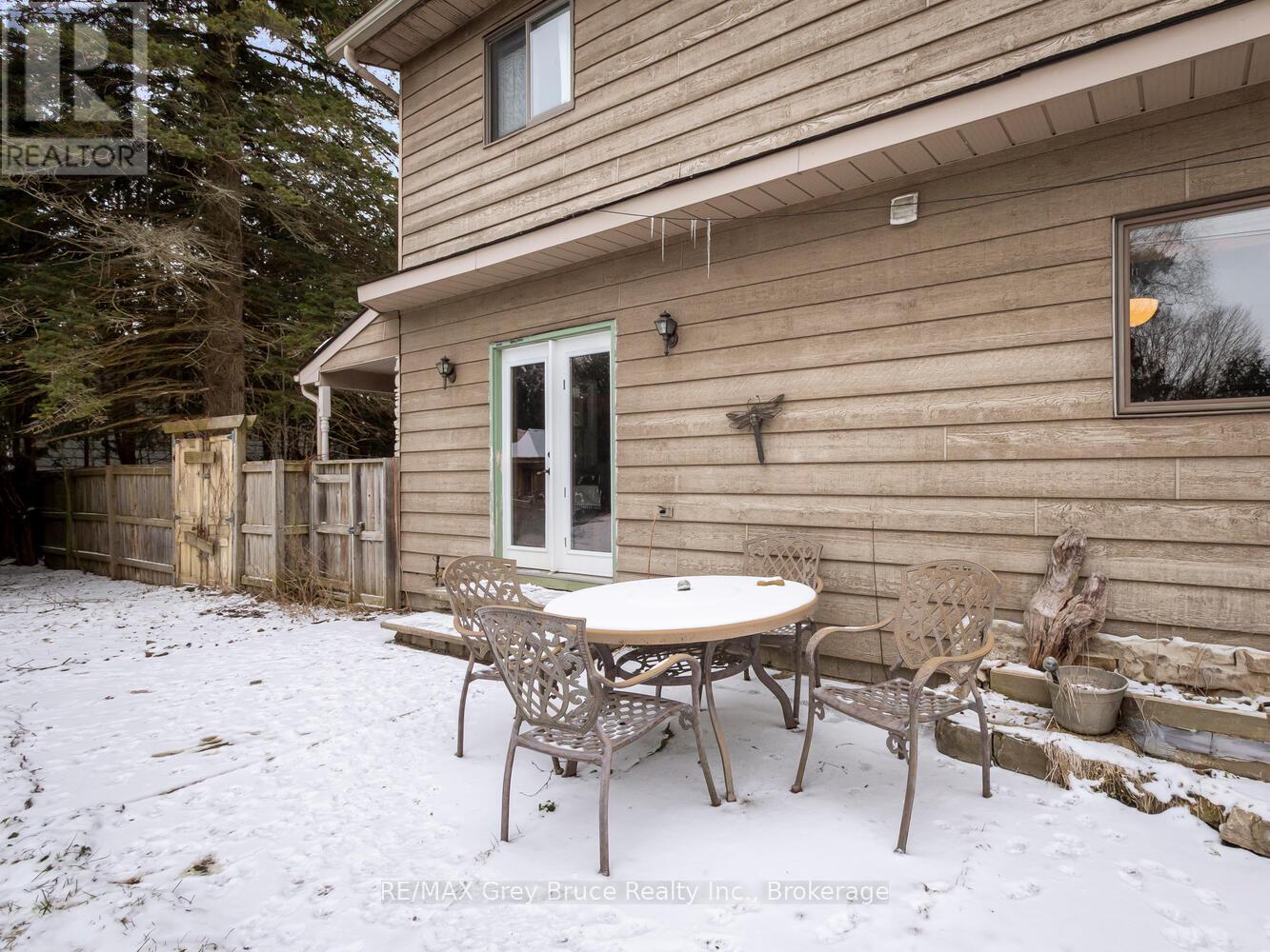 6 Kirkland Place, South Bruce Peninsula, Ontario  N0H 2G0 - Photo 41 - X12909674