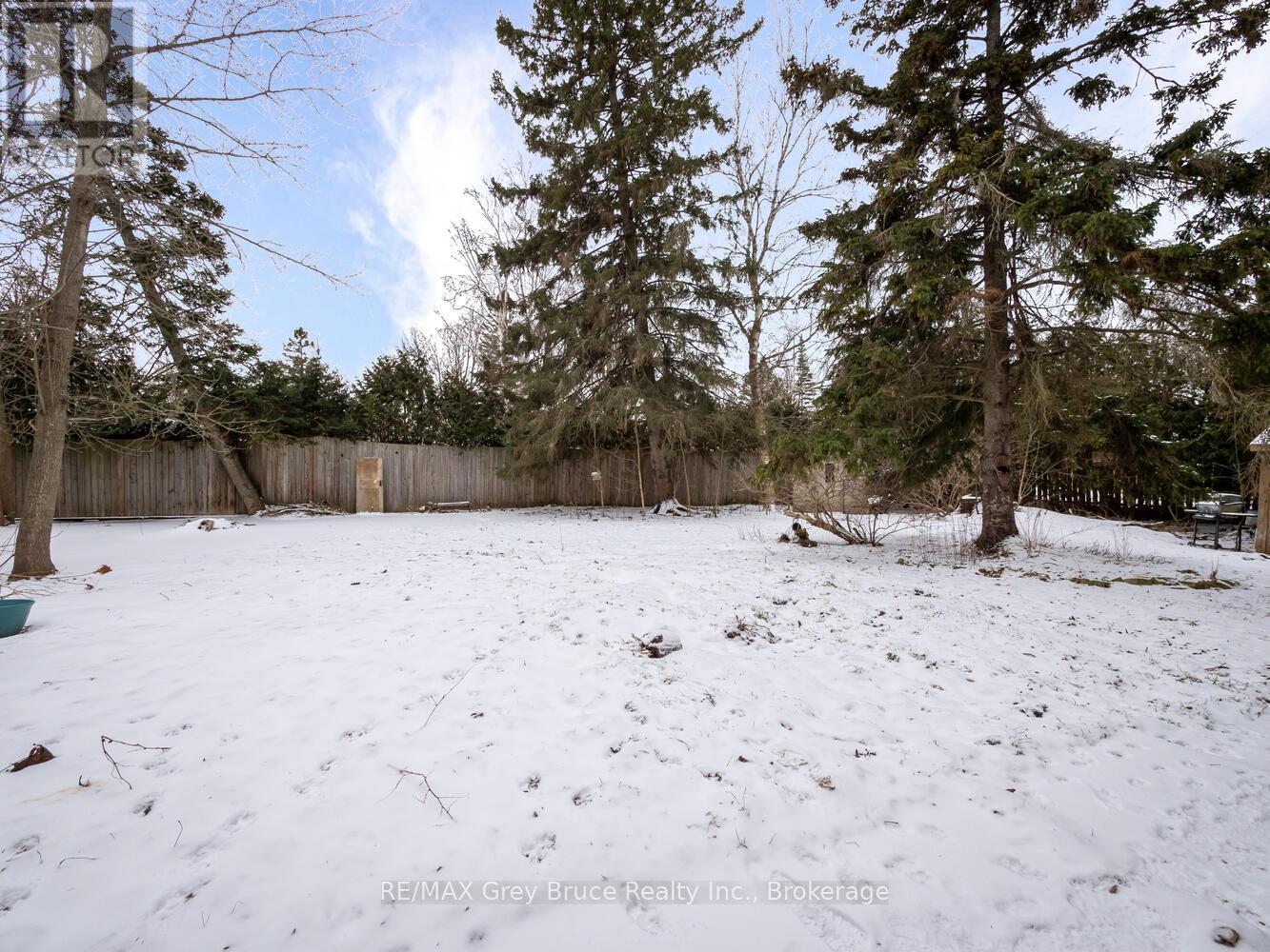 6 Kirkland Place, South Bruce Peninsula, Ontario  N0H 2G0 - Photo 45 - X12909674