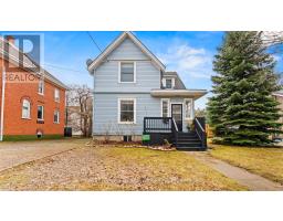 122 NELSON STREET E, goderich (goderich (town)), Ontario