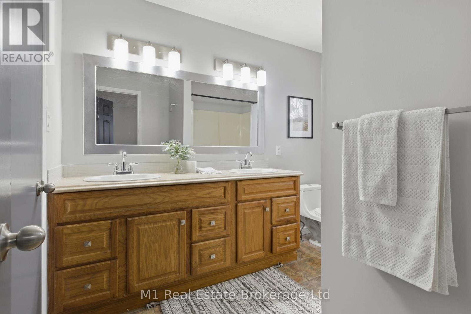 72 Amaranth Street E, East Luther Grand Valley, Ontario  L9W 5L2 - Photo 21 - X12909872