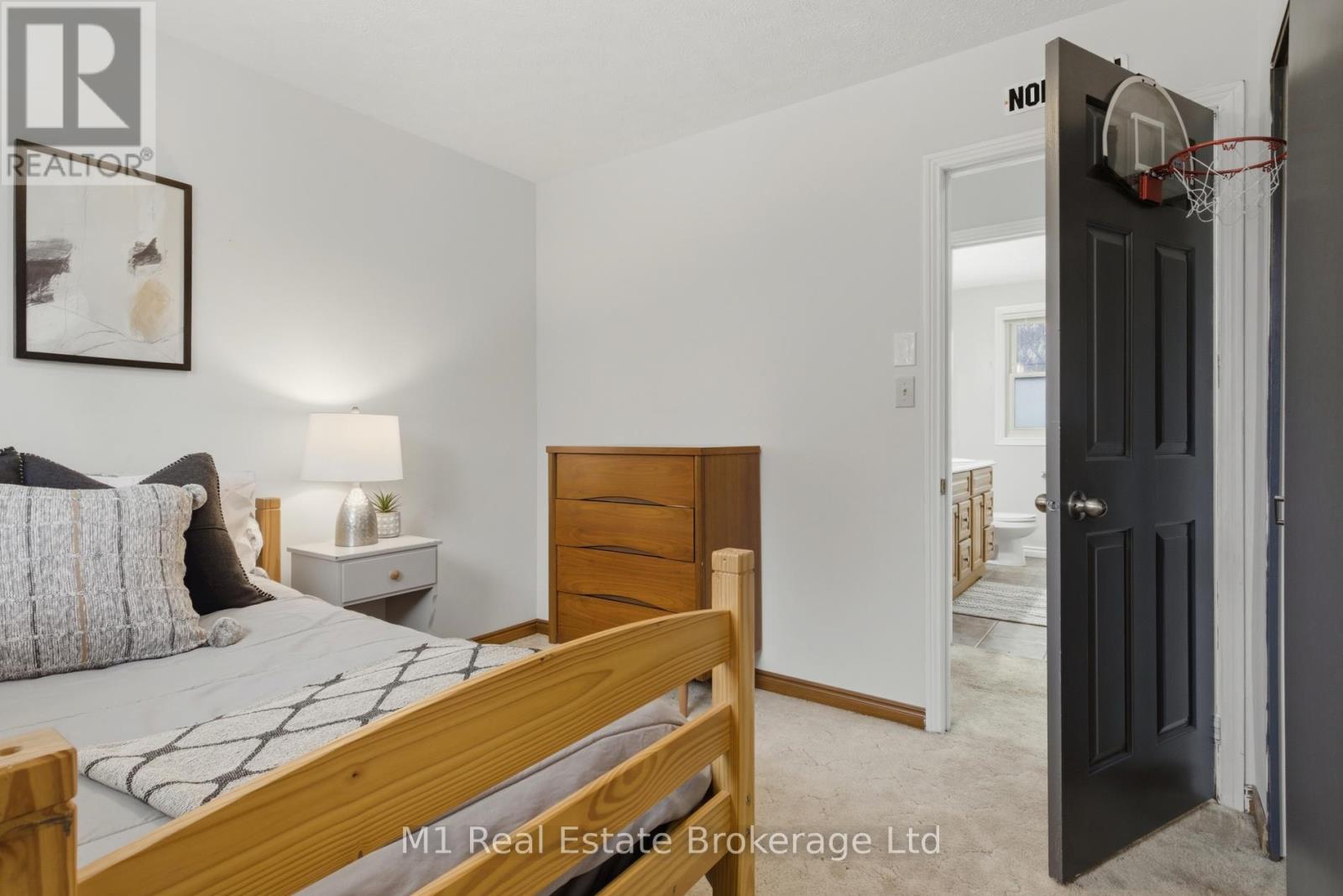 72 Amaranth Street E, East Luther Grand Valley, Ontario  L9W 5L2 - Photo 28 - X12909872