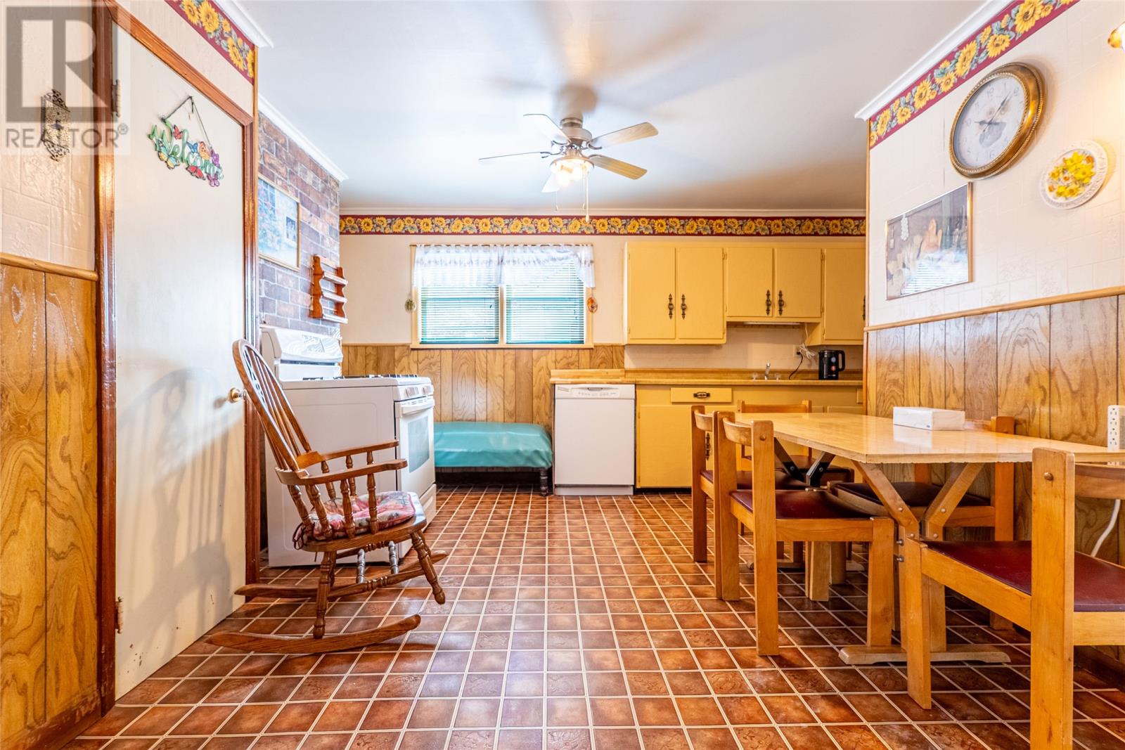 813 Topsail Road, Mount Pearl, Newfoundland & Labrador  A1N 3J6 - Photo 11 - 1295433