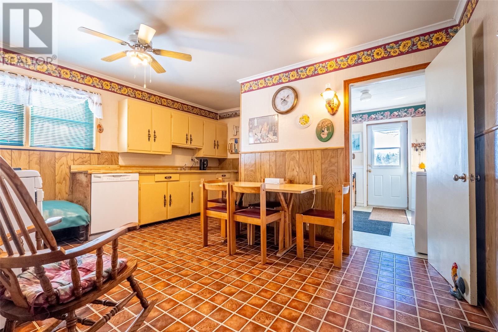 813 Topsail Road, Mount Pearl, Newfoundland & Labrador  A1N 3J6 - Photo 12 - 1295433