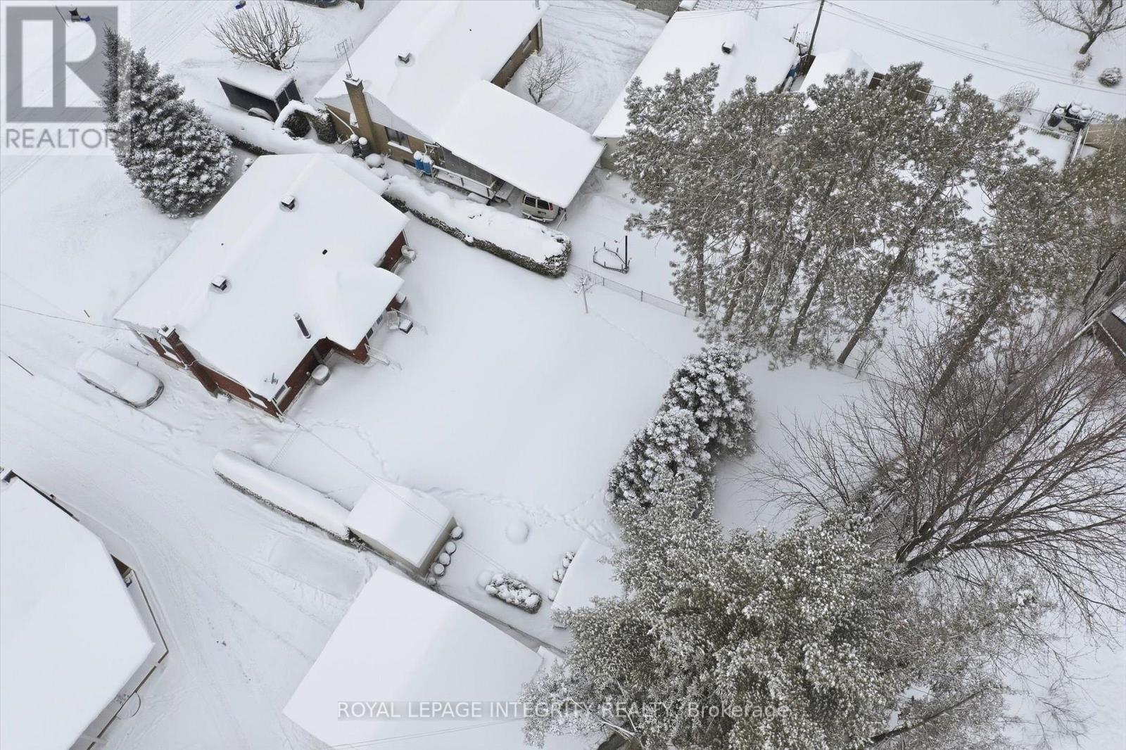 39 Appleford Street, Ottawa, Ontario  K1J 6T7 - Photo 41 - X12909648