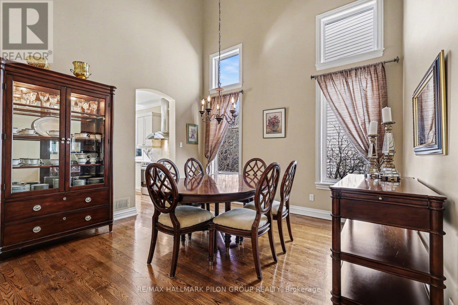 163 Copperwood Street, Ottawa, Ontario  K1C 7S3 - Photo 6 - X12909694