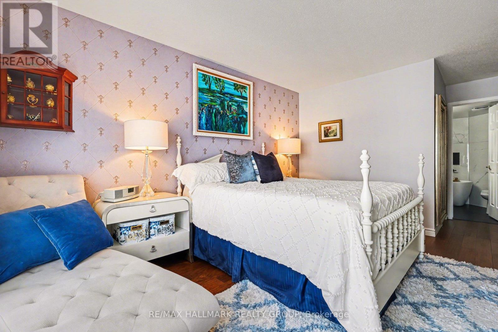 301b - 995 North River Road, Ottawa, Ontario  K1K 3V5 - Photo 16 - X12909784