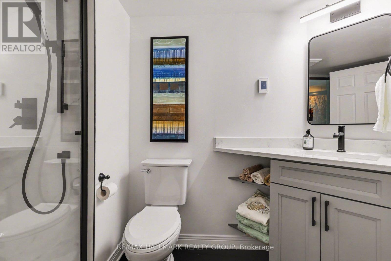 301b - 995 North River Road, Ottawa, Ontario  K1K 3V5 - Photo 21 - X12909784