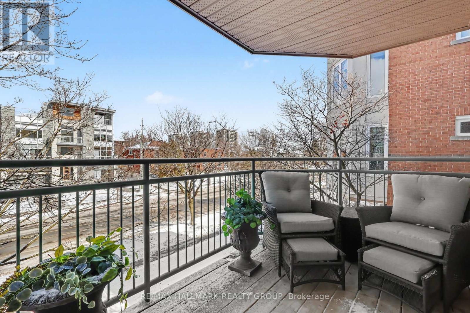 301b - 995 North River Road, Ottawa, Ontario  K1K 3V5 - Photo 23 - X12909784