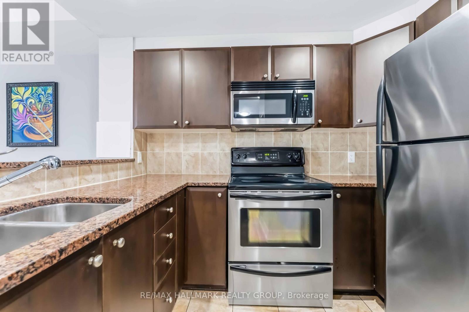 808 - 200 Besserer Street, Ottawa, Ontario  K1N 0A7 - Photo 14 - X12909786