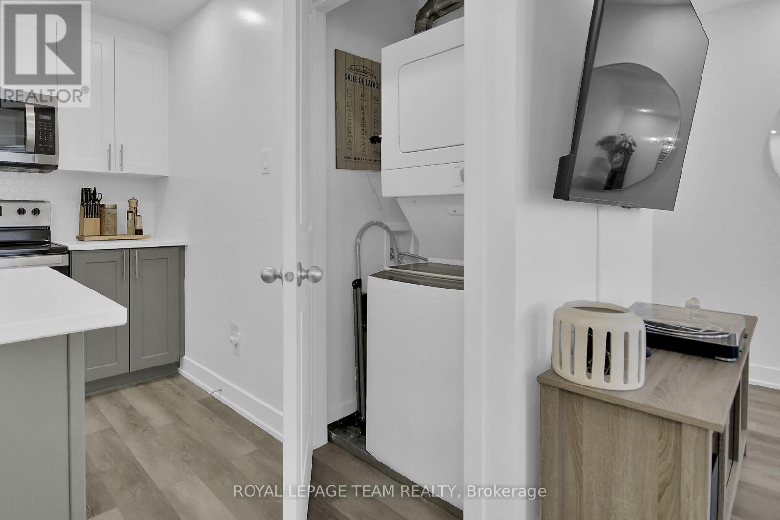 H - 300 Tulum Crescent, Ottawa, Ontario  K2S 2Y4 - Photo 37 - X12909838