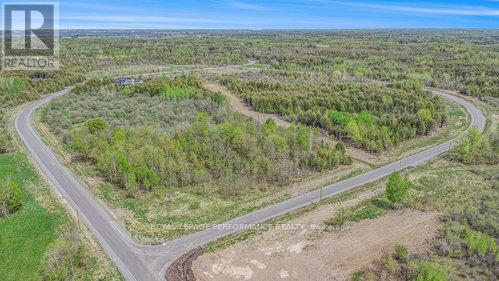 7 Mcdonell Crescent, Ottawa, Ontario  K0A 0X0 - Photo 12 - X12909864