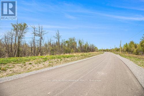 7 Mcdonell Crescent, Ottawa, Ontario  K0A 0X0 - Photo 23 - X12909864
