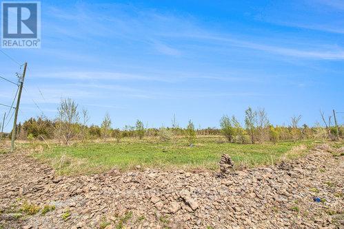 7 Mcdonell Crescent, Ottawa, Ontario  K0A 0X0 - Photo 9 - X12909864