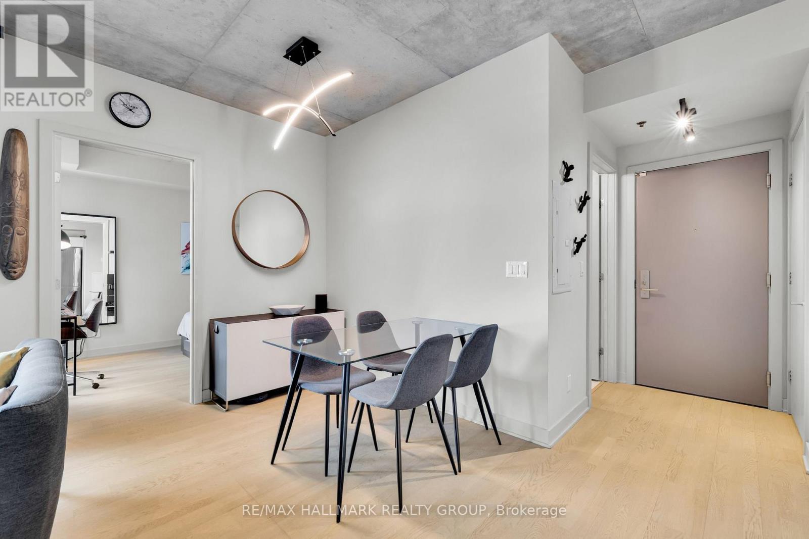 601 - 203 Catherine Street, Ottawa, Ontario  K2P 1J5 - Photo 6 - X12909916