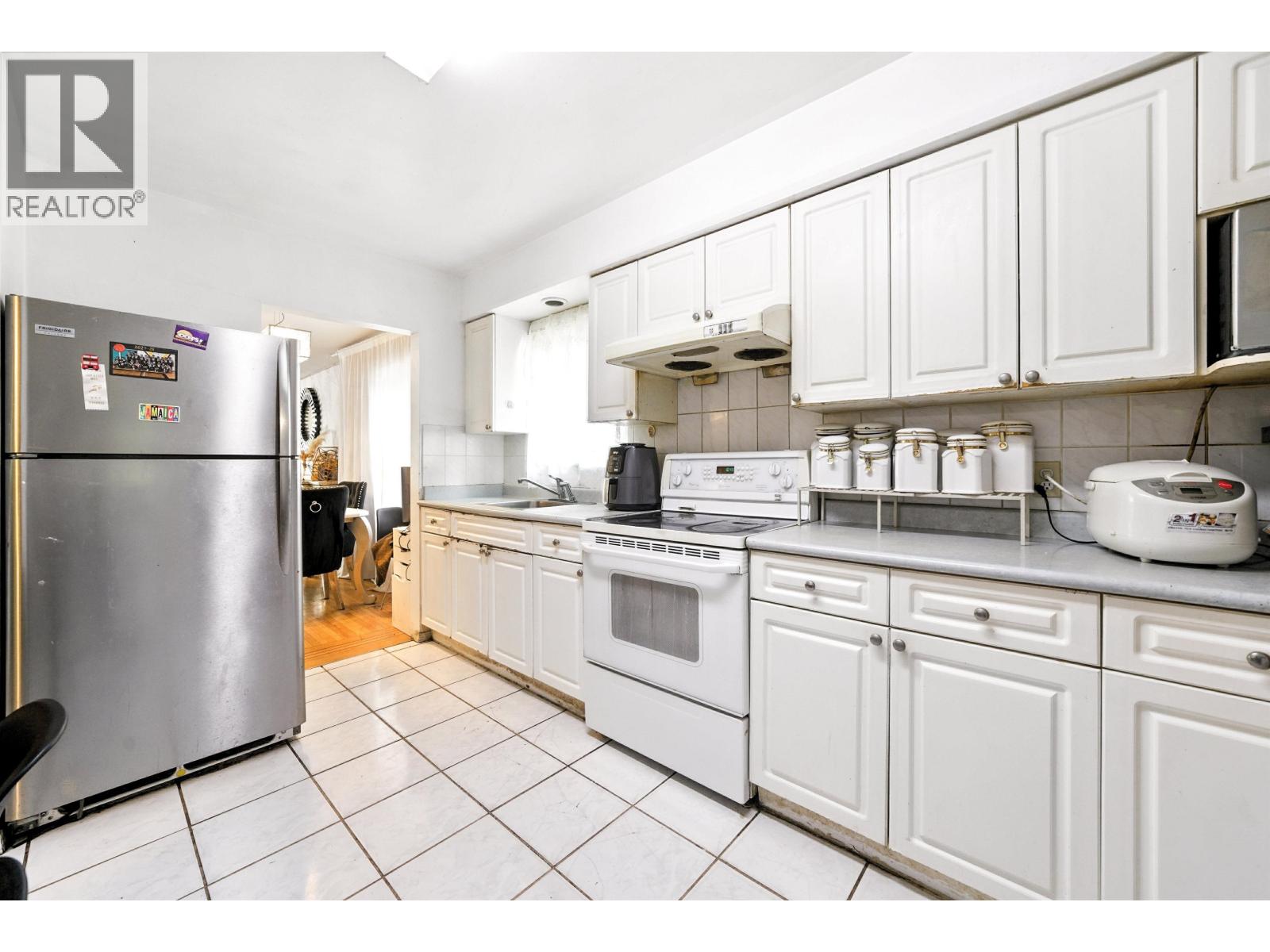 4987 Hoy Street, Vancouver, British Columbia  V5R 4N6 - Photo 8 - R3078002