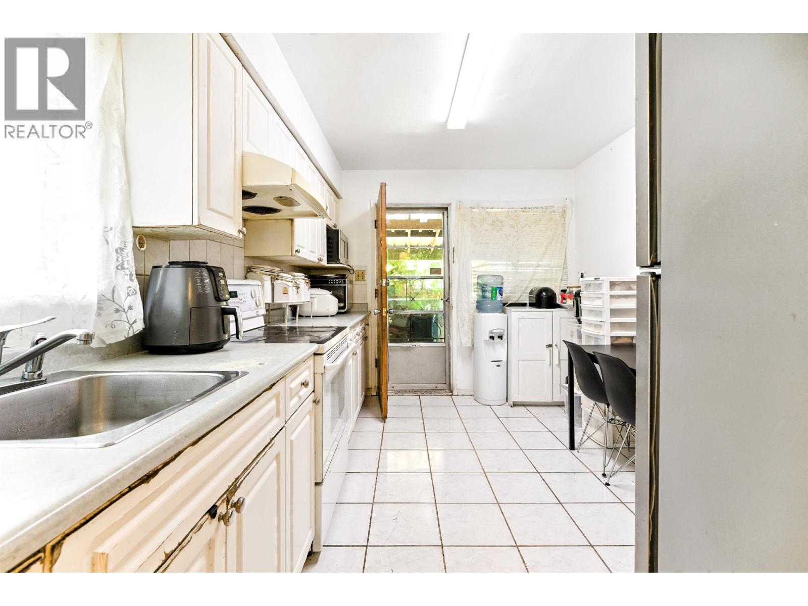 4987 Hoy Street, Vancouver, British Columbia  V5R 4N6 - Photo 11 - R3078002