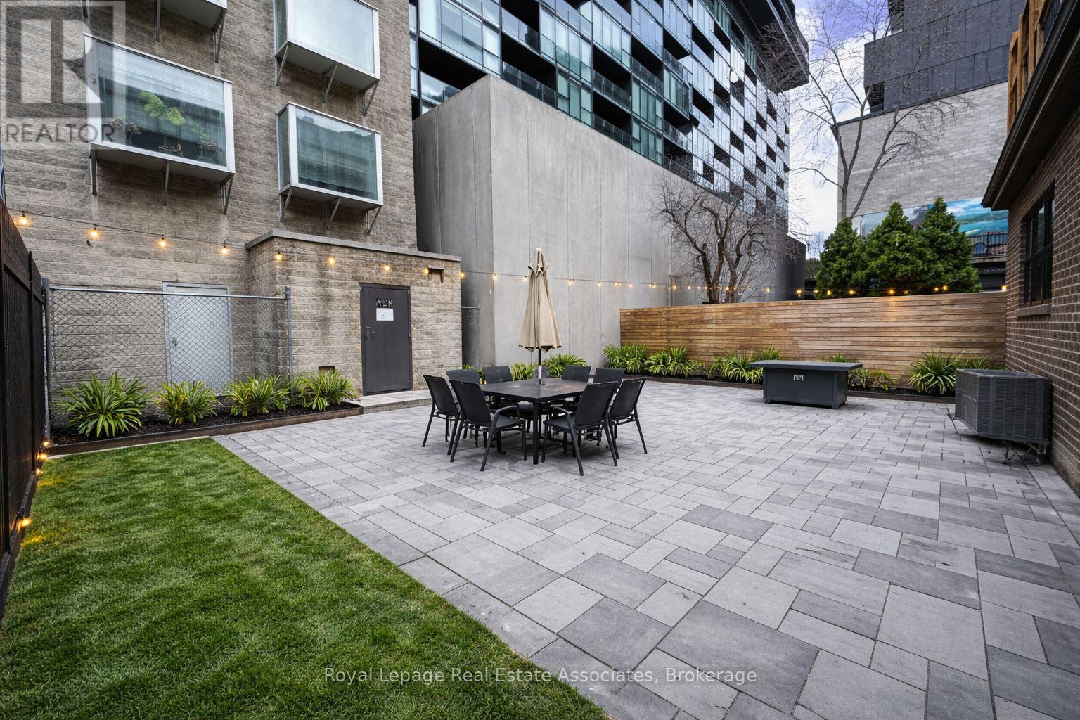 Rear Yard - 56 Stewart Street, Toronto (Waterfront Communities), Ontario  M5V 1H6 - Photo 2 - C12909630