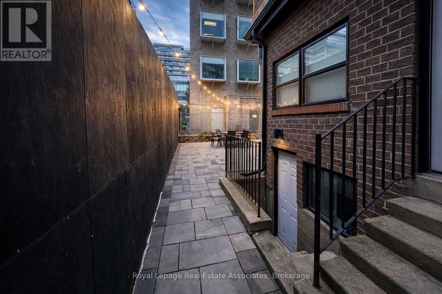 Rear Yard - 56 Stewart Street, Toronto (Waterfront Communities), Ontario  M5V 1H6 - Photo 5 - C12909630