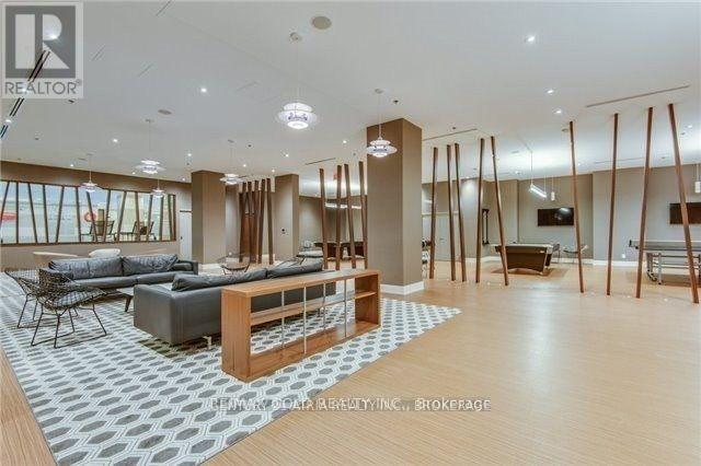 1426 - 111 St Clair Avenue W, Toronto (Yonge-St. Clair), Ontario  M4V 1N5 - Photo 3 - C12909634