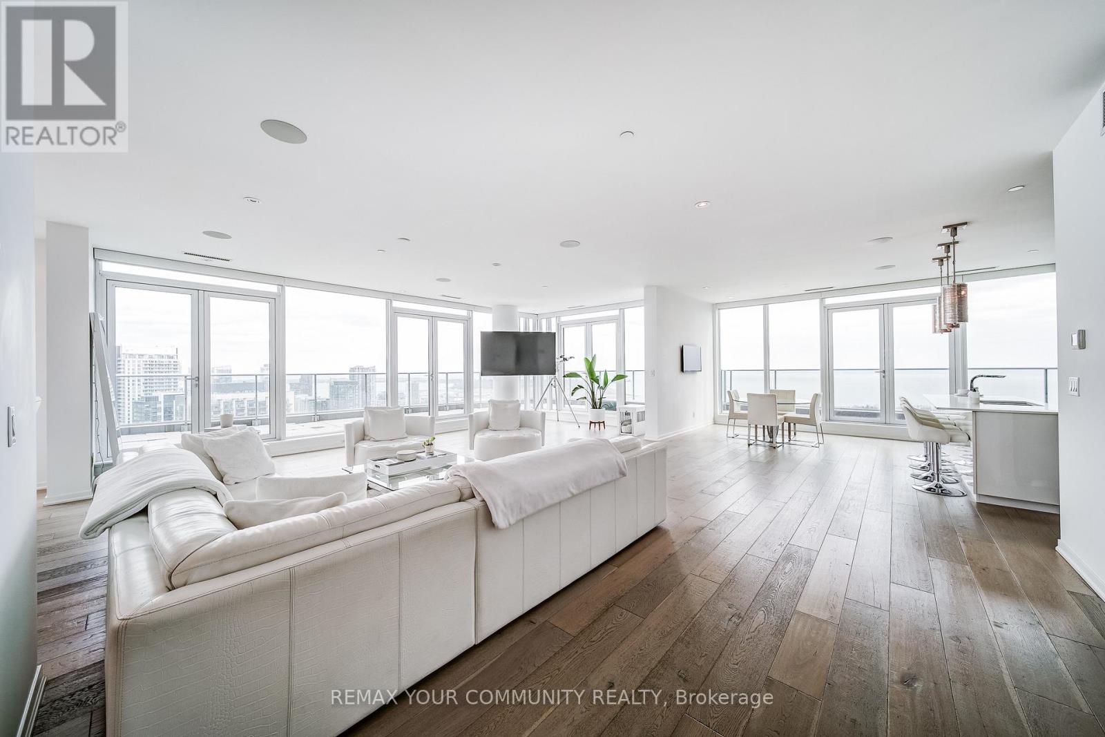 Ph2 - 150 East Liberty Street, Toronto (Niagara), Ontario  M6K 3R5 - Photo 3 - C12909656