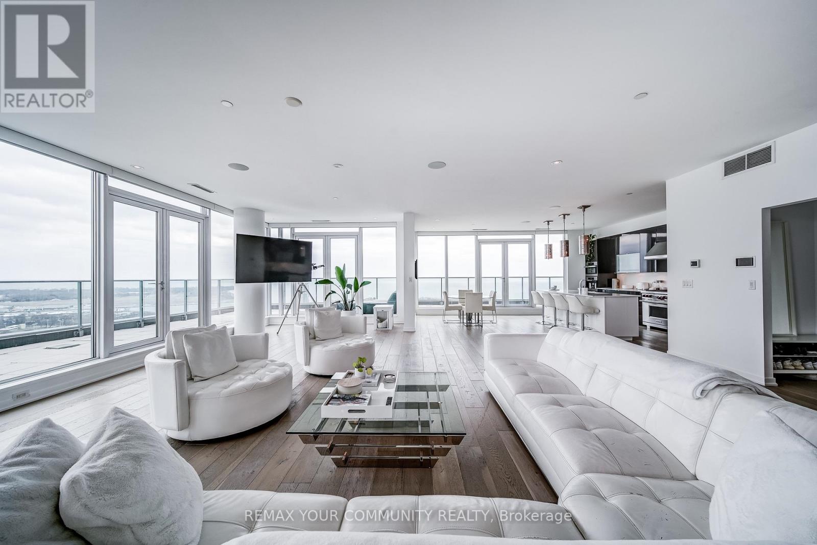 Ph2 - 150 East Liberty Street, Toronto (Niagara), Ontario  M6K 3R5 - Photo 4 - C12909656