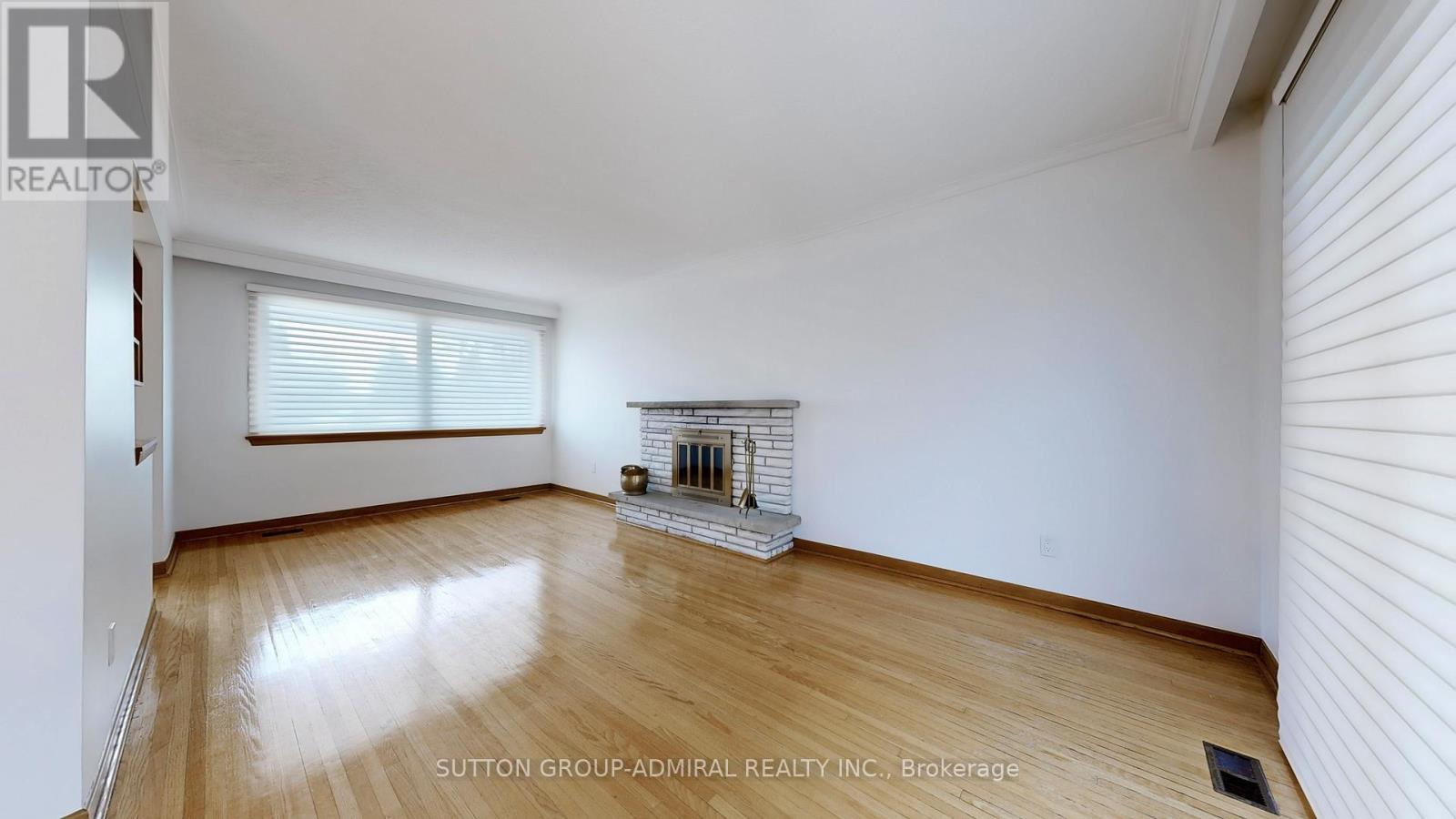 33 Silverview Drive, Toronto, Ontario  M2M 2B5 - Photo 16 - C12909688