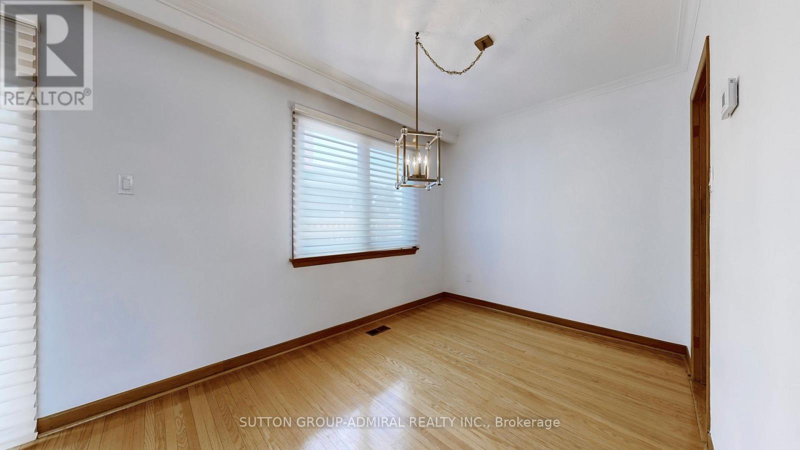 33 Silverview Drive, Toronto, Ontario  M2M 2B5 - Photo 21 - C12909688