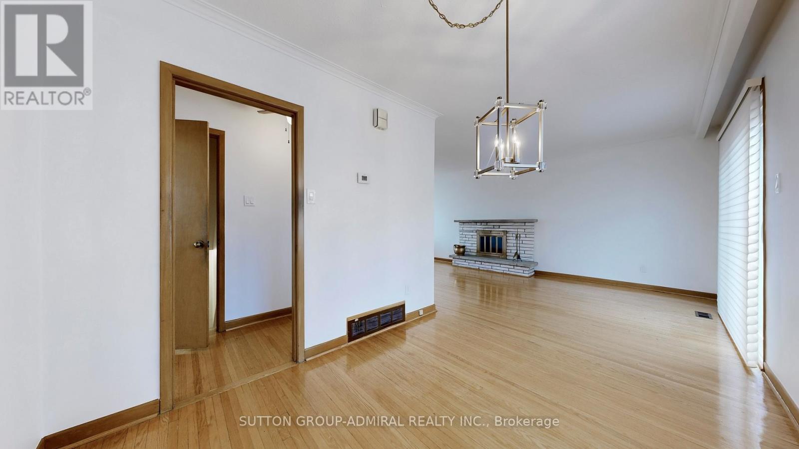 33 Silverview Drive, Toronto, Ontario  M2M 2B5 - Photo 22 - C12909688