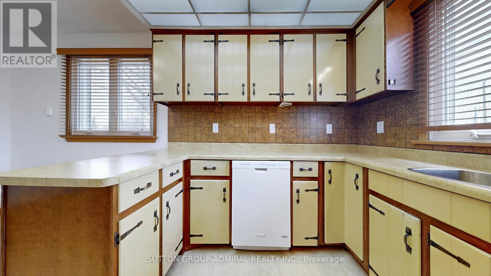 33 Silverview Drive, Toronto, Ontario  M2M 2B5 - Photo 26 - C12909688