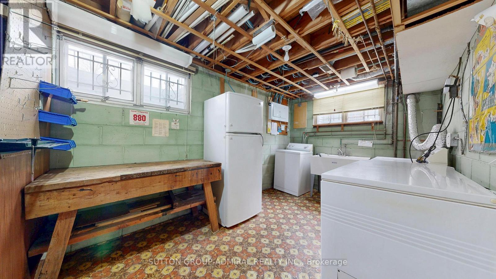 33 Silverview Drive, Toronto, Ontario  M2M 2B5 - Photo 44 - C12909688